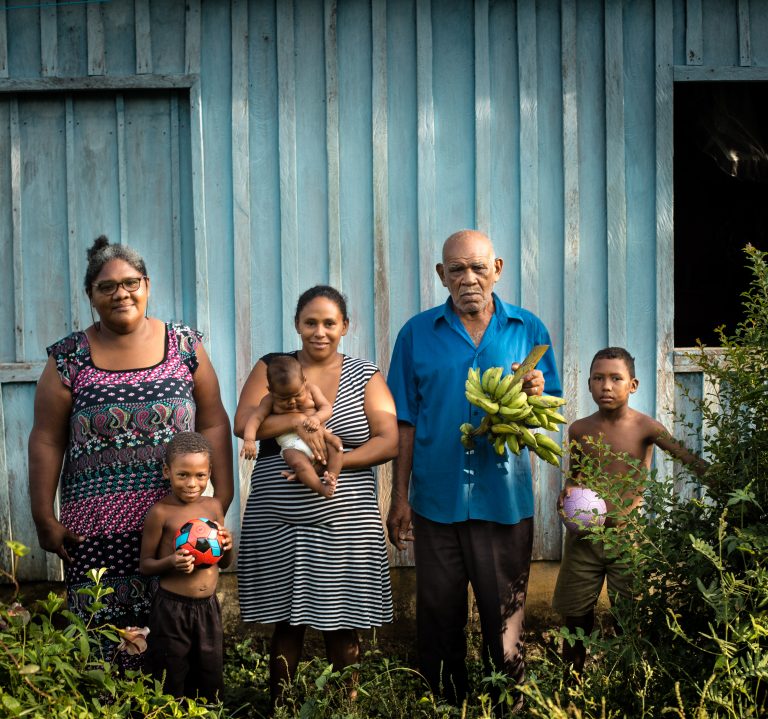 Quilombo Ariramba, Seu Joaquim e família